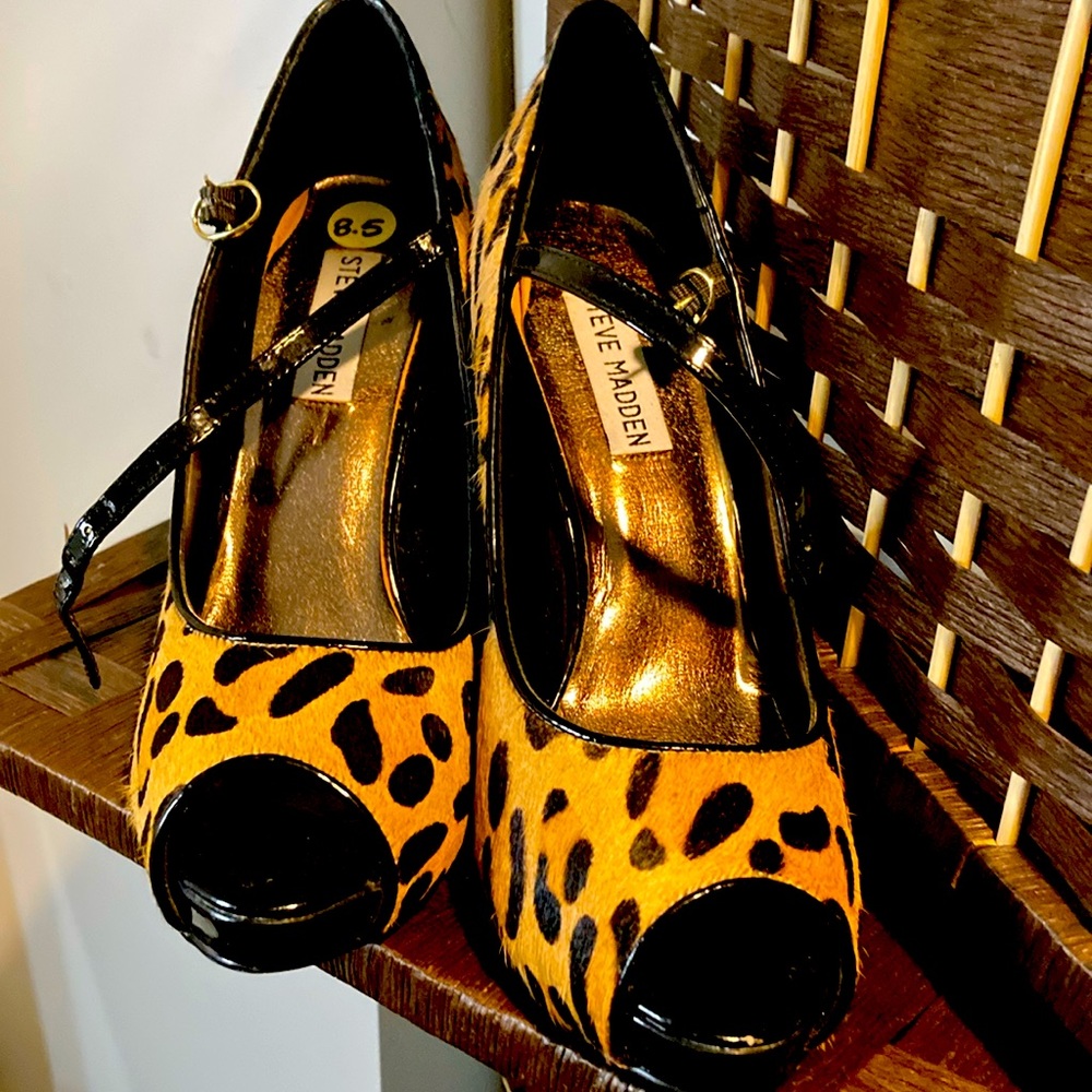 Steve Madden size 8 1/2 mohair leopard print shoe. Cost $11.25.